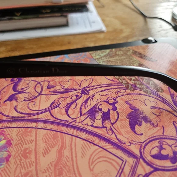 Christian DIOR Izon Sunglasses - Picture 8 of 8